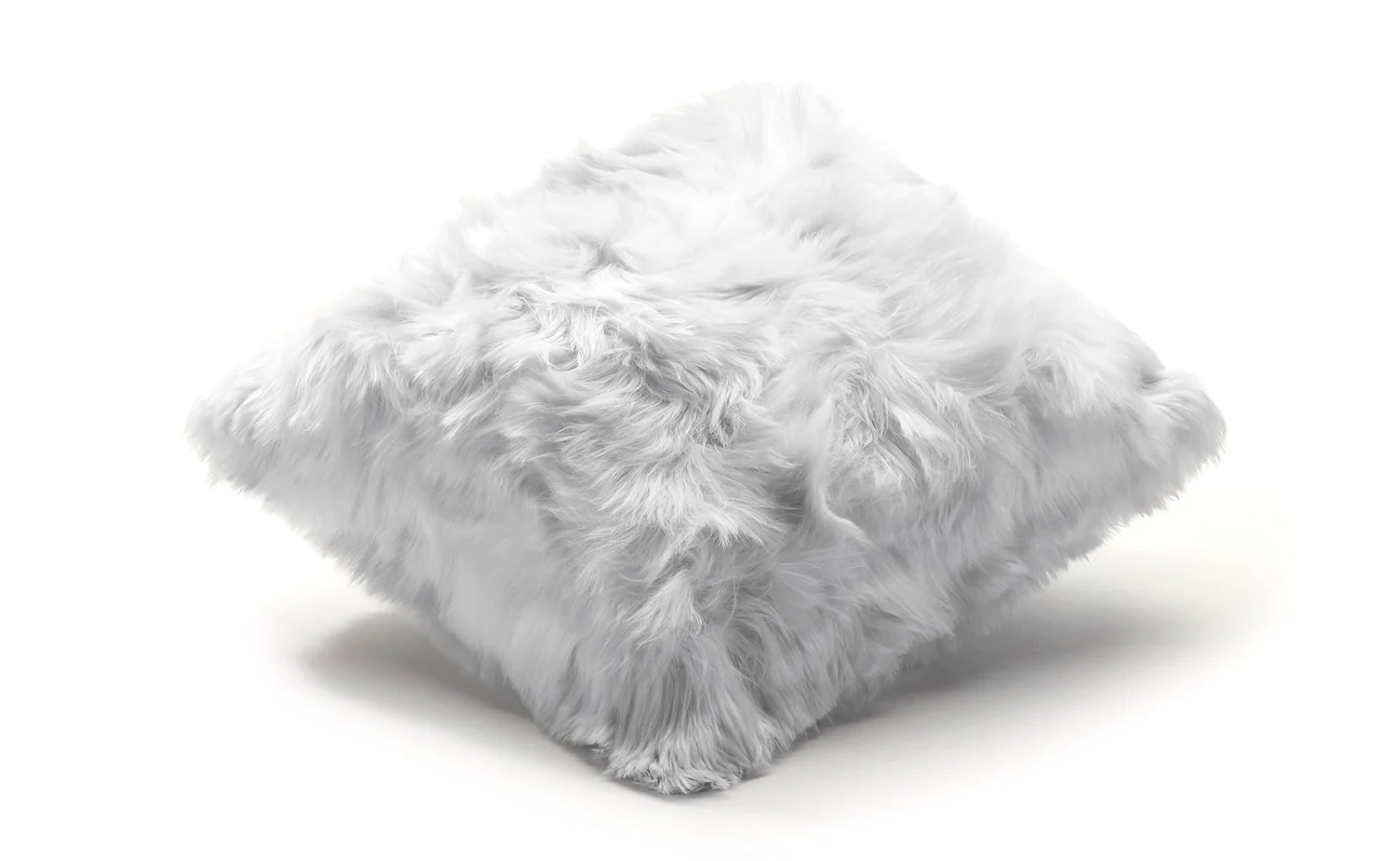 WEICH Couture Alpaca Kissen | MIA | OFFWHITE GRAU & Royal Alpaca Fell 50 x 50 cm