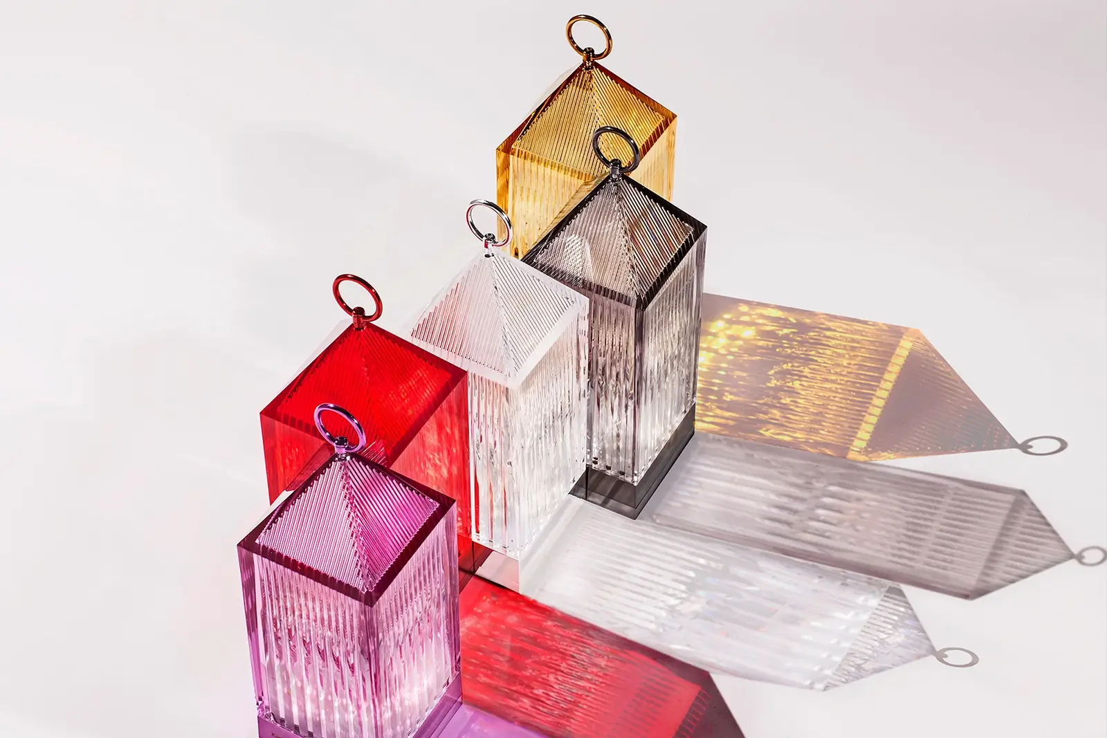 Kartell Lantern | Akkubetriebene Tischleuchte kristallklar